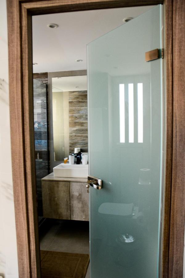 Dafni Luxury Suites Athènes Extérieur photo